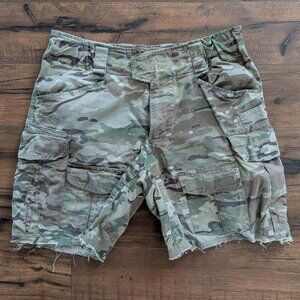 Crye Precision G3 Combat Pant Cutoff Shorts in Multcam